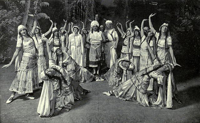 The Pearl Fishers at the Met, New York, 1916 (image)