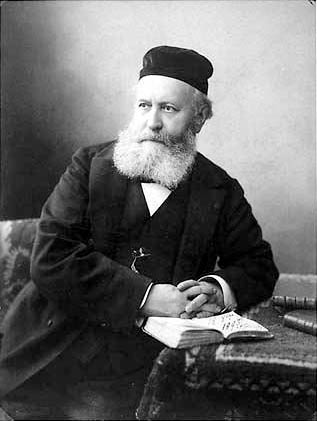 Charles Gounod - photo by Nadar, 1887 (image)