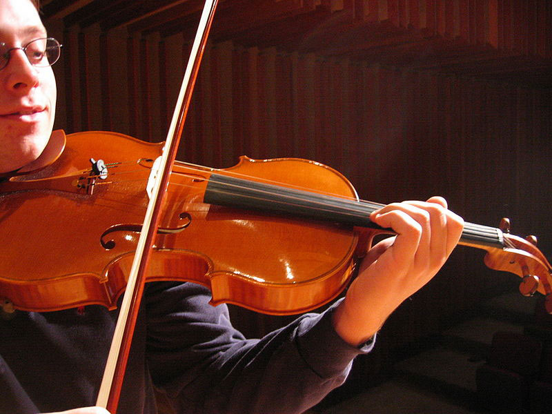 Playing 17 inch viola, in the third position (image)